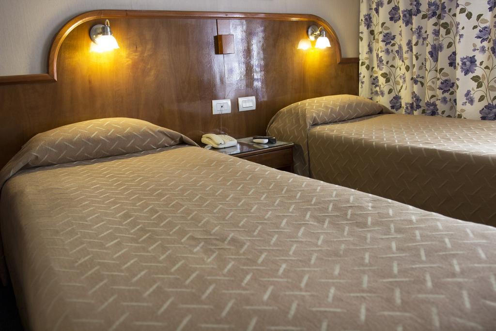 Hotel Orly Corrientes Kamer foto