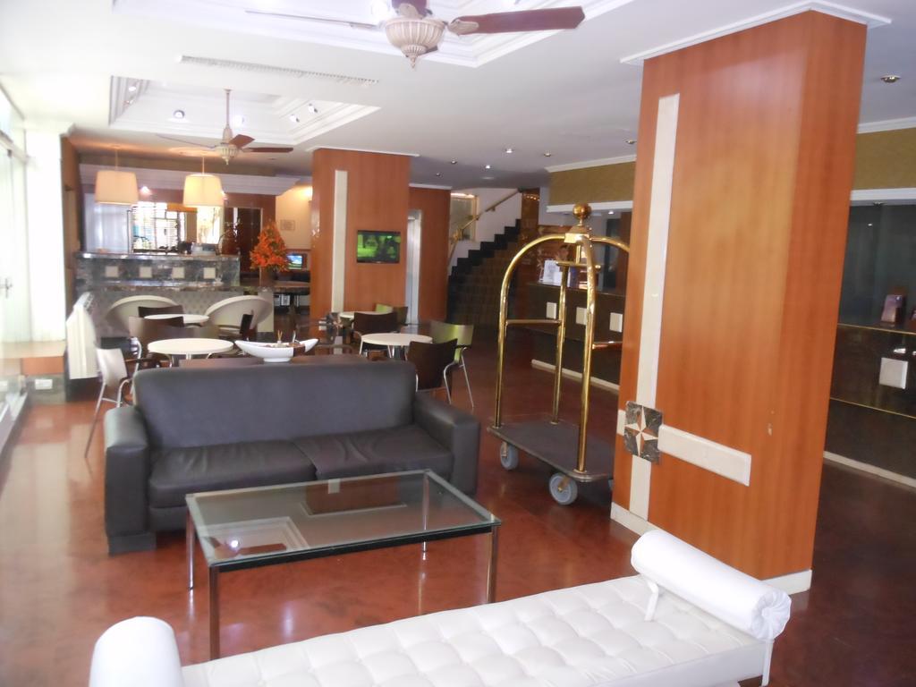 Hotel Orly Corrientes Buitenkant foto