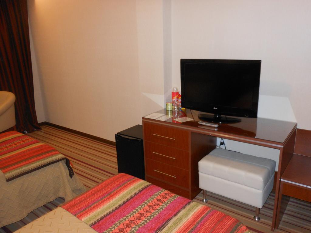 Hotel Orly Corrientes Buitenkant foto