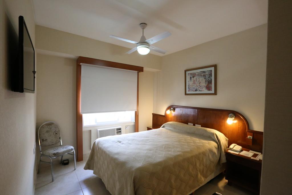Hotel Orly Corrientes Buitenkant foto